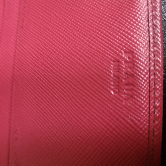 Prada Saffiano Continental Flap Long Wallet - Picture 4 of 11